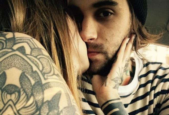 Candelaria Tinelli estalló de furia contra su ex, borró las fotos y le dedicó agresivos mensajes