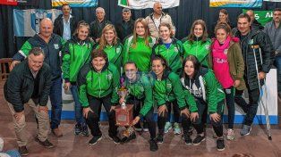 La Liga de Los Pueblos entregó premios y Club Atlético San Rafael de Aldea San Rafael se quedó con el femenino.