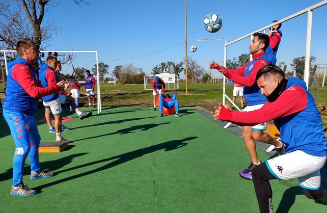 Unión espera por la evolución de Mazzola y Acevedo volvería ante Newells