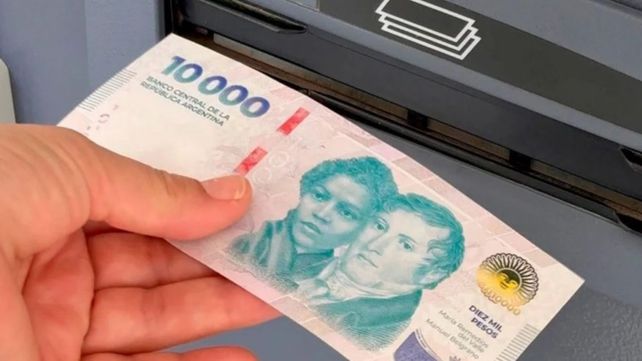Los bancos extendieron el límite de extracción de dinero de los cajeros automáticos.
