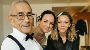 Sergio Chamy, la directora Maite Alberdi y la productora Marcela Santibáñez vestidos para emprender su camino a la alfombra roja de los Premios Oscar 2021.