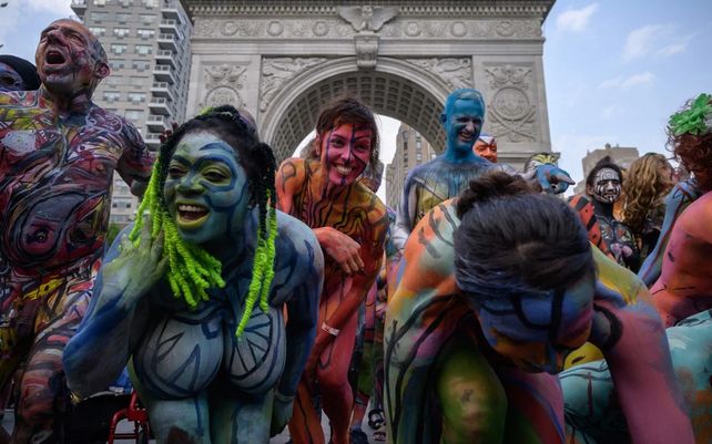 Las coloridas imágenes del Día anual de Body painting en Nueva York