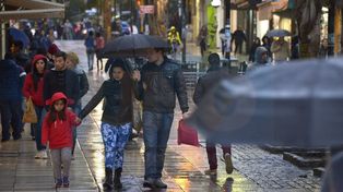 Jornada con lluvias y tormentas y vientos fuertes con ráfagas