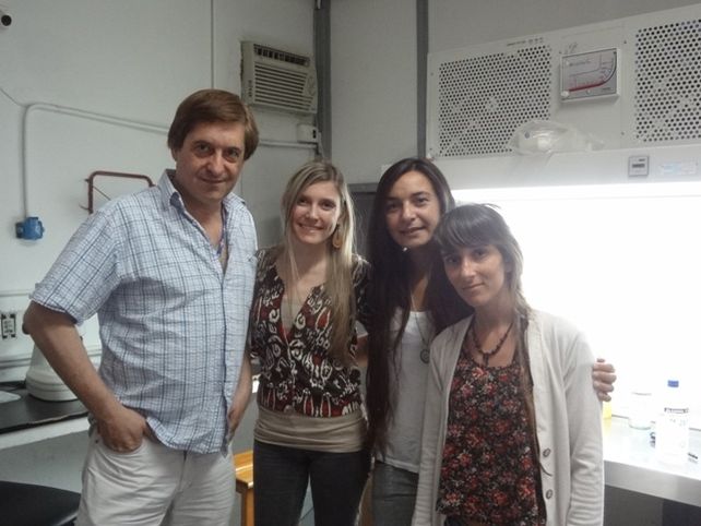 Investigadores. Parte del grupo de profesionales de la Facultad de Agronomía que lidera Daniel Salamone.