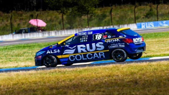 Matías Canapino ganó la Clase 3 del Turismo Pista que se disputó en Concordia.