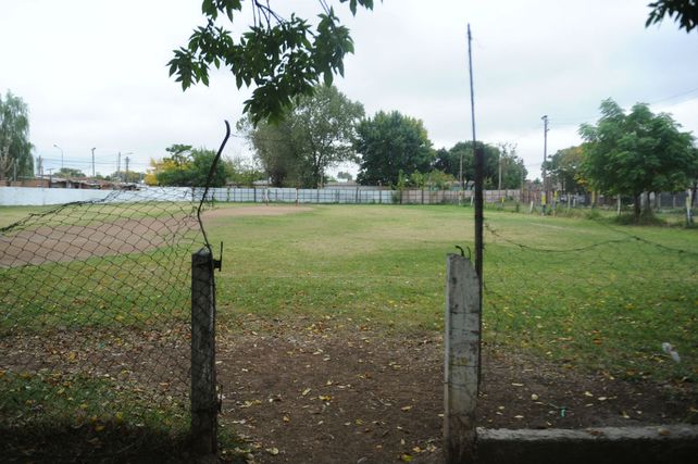 Destrozos. Alambrados rotos