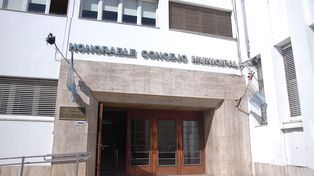 El Concejo suspendió la sesión por una asamblea de trabajadores