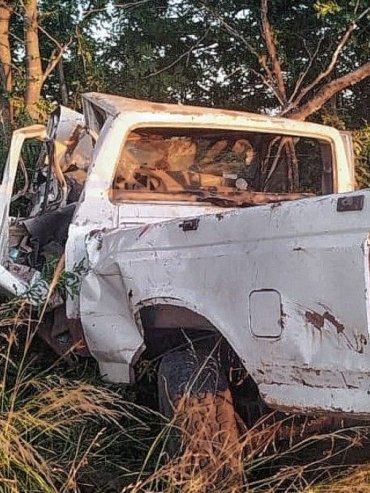 Villaguay: esquivó un camión y terminó chocando contra un árbol