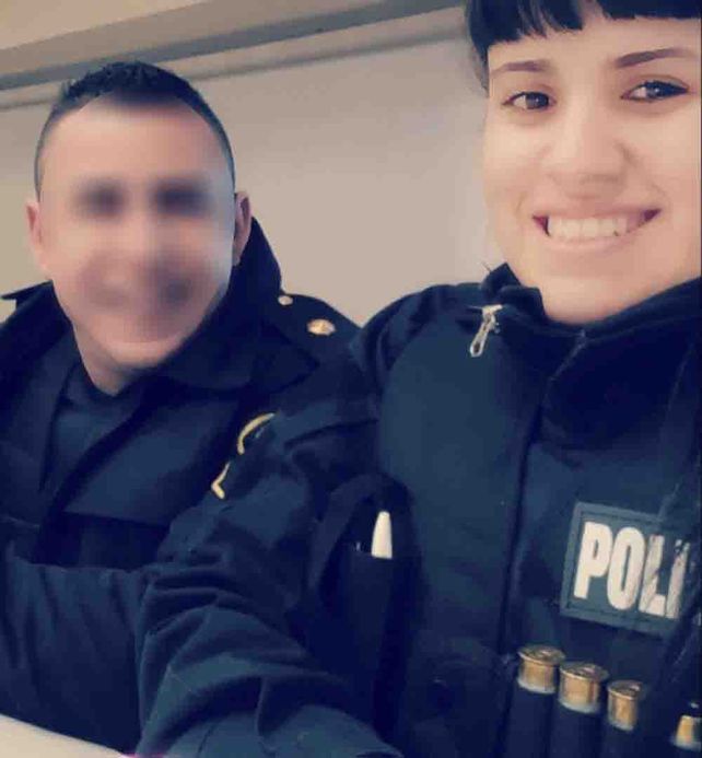 Me balearon, me estoy muriendo, el desesperado mensaje de una policía a su esposo Me balearon, me estoy muriendo, el desesperado mensaje de una policía a su esposo