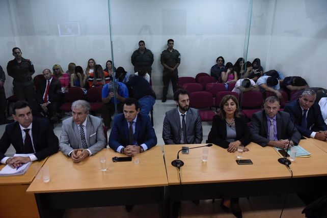 Los abogados defensores de los integrantes de la banda Los Monos.