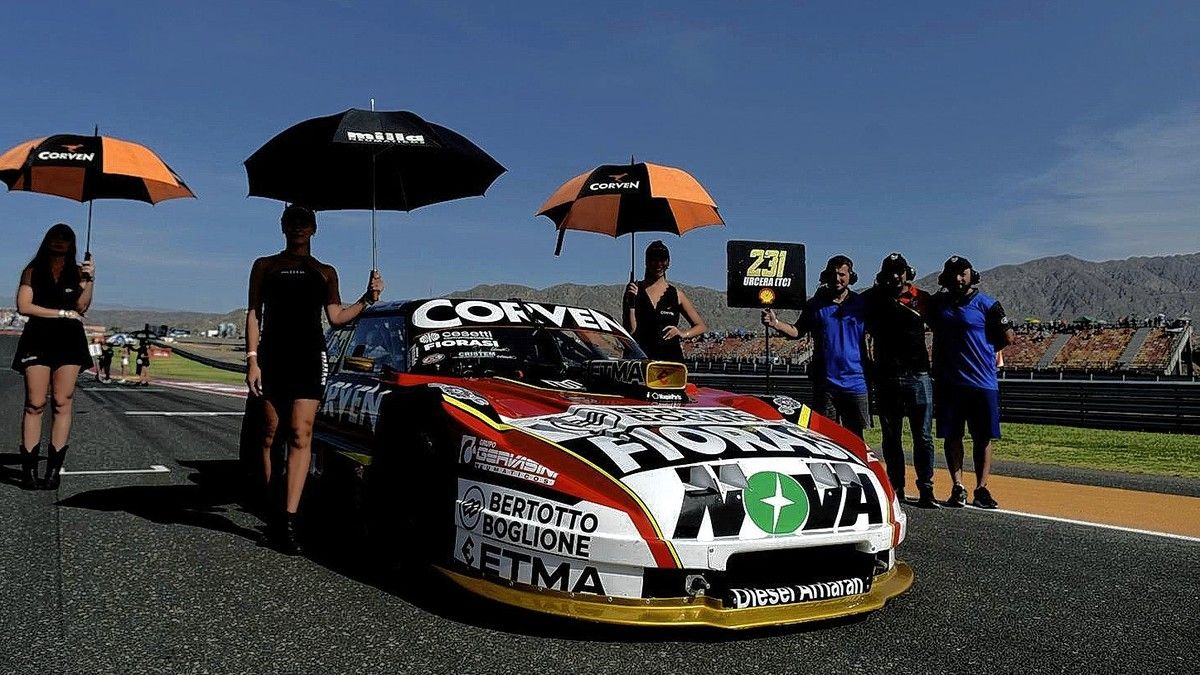 Manu Urcera Se Consagró Campeón De TC