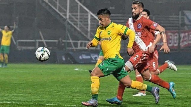 Defensa eliminó a Argentinos y espera por River o Barracas