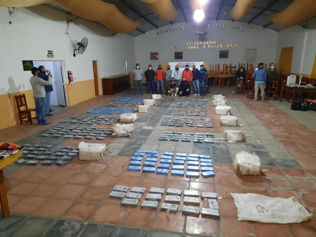 La droga que estaba en Ybarlucea y fue secuestrada al clan narco de Los Loza en la autopista.
