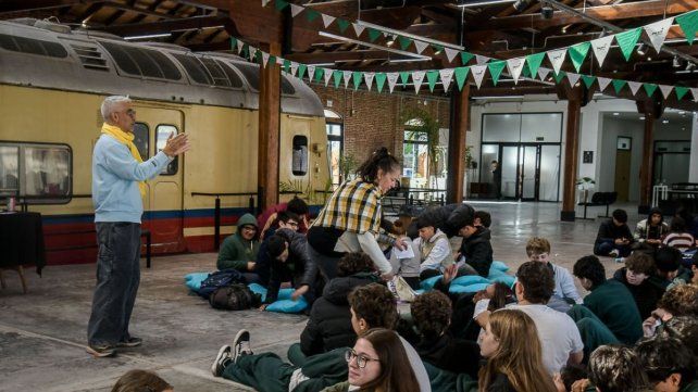 Comenzaron los homenajes por los 130 años del nacimiento de Juan L. Ortiz