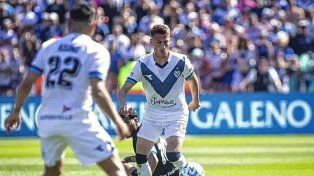 Vélez controló las acciones en su casa.