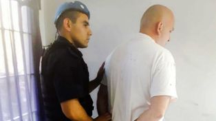 Atacan a una mujer con un hacha y detienen a su ex novio