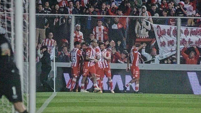 El minuto a minuto del partido entre Unión y Rosario Central El minuto a minuto del partido entre Unión y Rosario Central