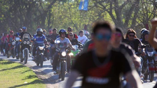 Robos, detenidos, choques y un muerto en el Motoencuentro de Diamante