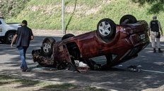 Un Ford Focus terminó volcado en las inmediaciones del Anfiteatro Humberto de Nito Un Ford Focus terminó volcado en las inmediaciones del Anfiteatro Humberto de Nito