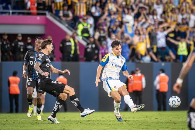 El técnico de Central confirmó que podrá contar con la presencia de Vicente Pizarro.