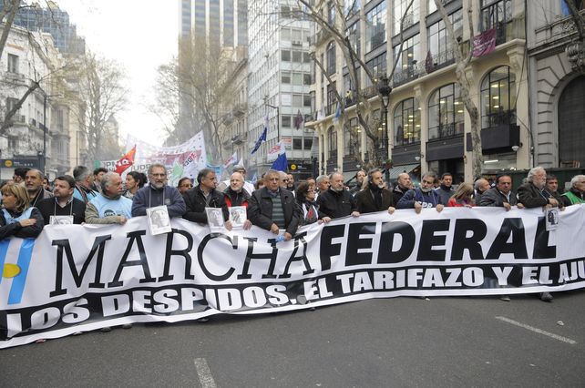 Consignas. No a los despidos
