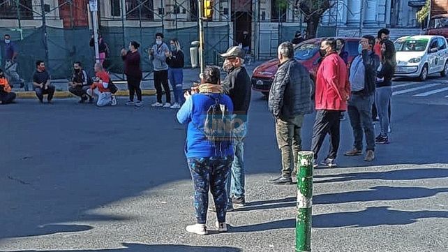 Paraná: quieren desalojar a los vendedores ambulantes y crece la tensión