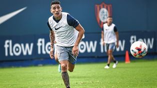 Centurión pegó otro faltazo y se le viene una sanción en San Lorenzo