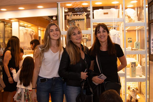Sol Castellani, Mariana e Inés Gonzalez Pozzi
