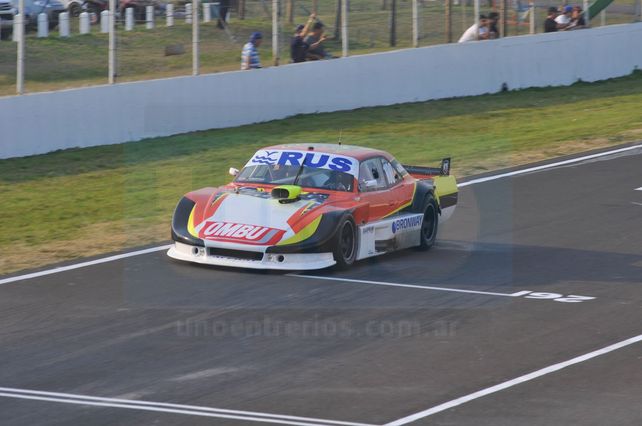 Angelini marcó el mejor tiempo en la primera clasificación del TC en Paraná