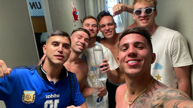 Cuando calienta el sol: aloe vera, brujas y humor para curar la insolación a la Scaloneta