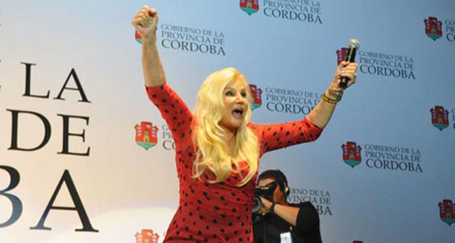 Otro blooper de Susana que no reconoci&oacute; a Schiaretti: &iquest;D&oacute;nde est&aacute; el gobernador?