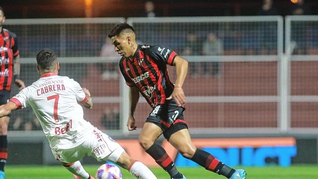 Patronato fue superior a Argentinos pero terminó empatando 0-0.