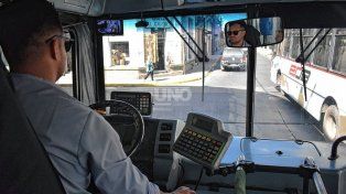 Hoy los colectiveros celebran su día, porque en 1928 se realizó el primer viaje en colectivo en Argentina