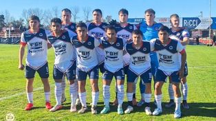 Los once charrúas que salieron a la cancha del Naranja. Marcaron el gol cerca del final y se lo igualaron muy pronto con el cierre.