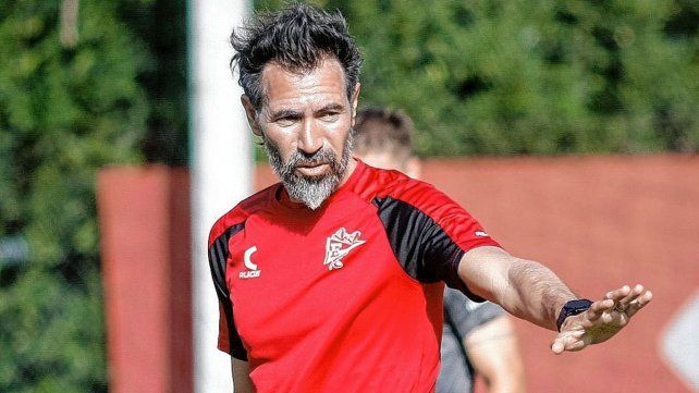 Eduardo Domínguez podrá contra con Andújar y Ascacibar en Estudiantes para enfrentar a Vélez.