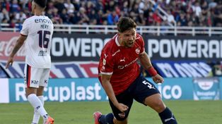El grito de gol de Independiente ante San Lorenzo. Fue el primero de Millán. El Rojo superó a Rosario Central.