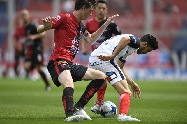 Un punto valioso para mantener el invicto: Colón igualó 0 a 0 ante San Lorenzo