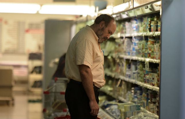 Desconcierto. Son muchas las ideas que se emplean para hacer rendir los ingresos. Una buena cantidad de compradores elige el precio por sobre la calidad.