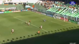 Unión sufrió el efecto Clásico y no tuvo respuestas ante Banfield