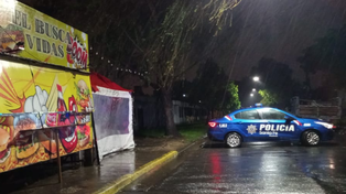 Crimen en el carrito de Pellegrini y Francia. La policía trabaja en el lugar donde mataron a Brandon Ariel Lima