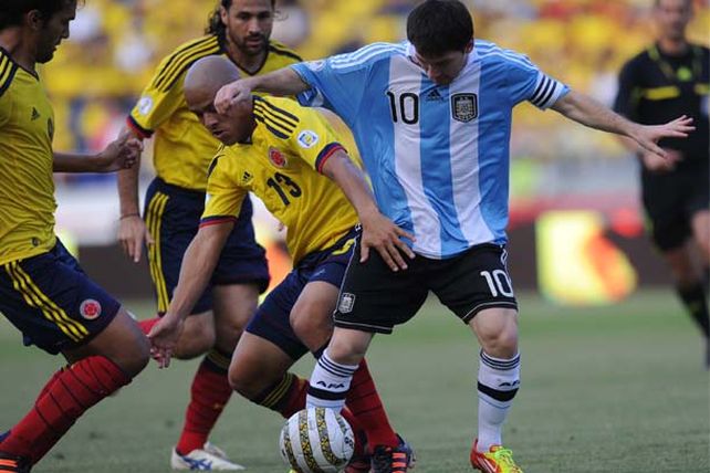 La Argentina despertó a tiempo y venció a Colombia de visitante