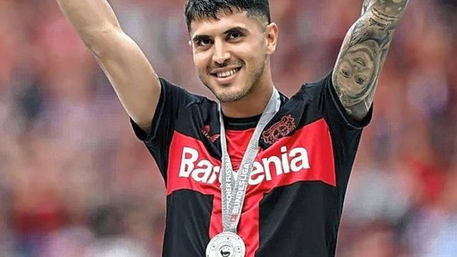Palacios no pudo jugar por lesión pero añadió la Supercopa de Alemania con Bayer Leverkusen.