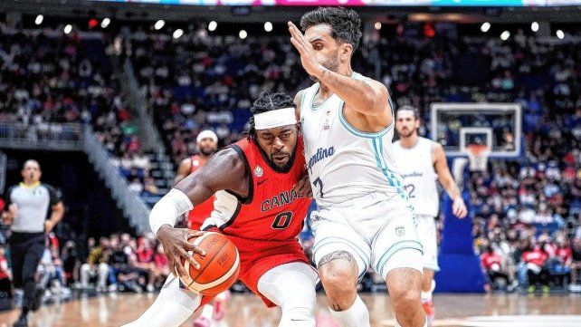 Argentina cayó ante Canadá por 97 a 92.
