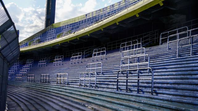 Las tribunas del Gigante de Arroyito vacías en el partido de Rosario Central ante Racing. Ahora