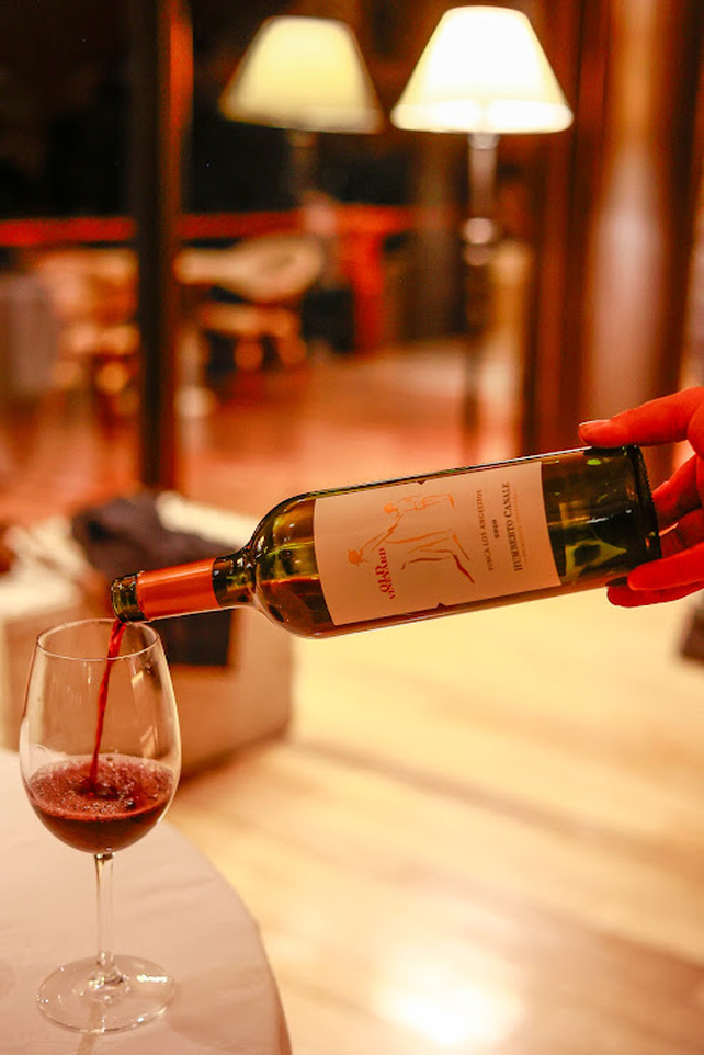 El vino, compañía ideal de una cena en el mítico Llao Llao 