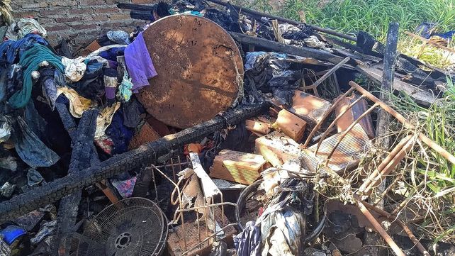 Paraná: piden donaciones para un vecino que perdió todo en un incendio
