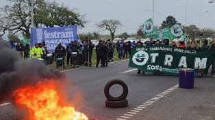 Levantaron el corte en la Autopista Santa Fe-Rosario tras la convocatoria del municipio a Utram