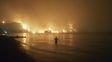 Apocalíptica escena en la noche de la isla de Eubea, uno de los principales destinos turísticos de Grecia. Debieron evacuar a más de 600 turistas.