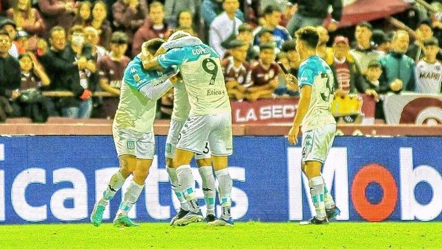 Racing venció a Lanús, es líder y le metió presión a Boca