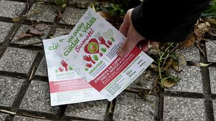 En los territorios, multiplican sus acciones celestes que van desde campañas de oración y pegatinas en las puertas de hospitales y clínicas. Foto: Celina Mutti Lovera